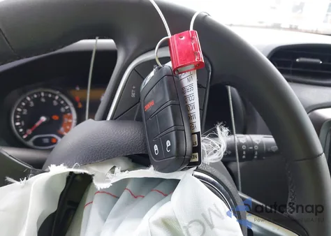 2021 Jeep Renegade Latitude 4X4 из США, поврежденный, VIN ZACNJDBB3MPM11348